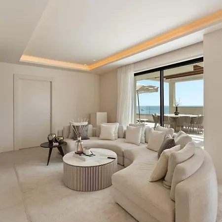 Beachfront Luxury 4-bed Penthouse In Velaya Rdr574 Apartman